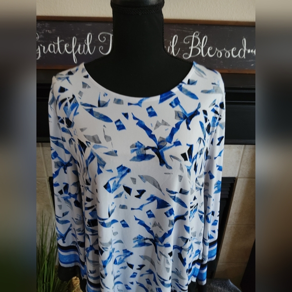 Alfani Ladies Long-sleeved Tunic Top - Picture 5 of 10